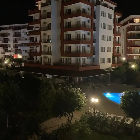 Marina View شقة *